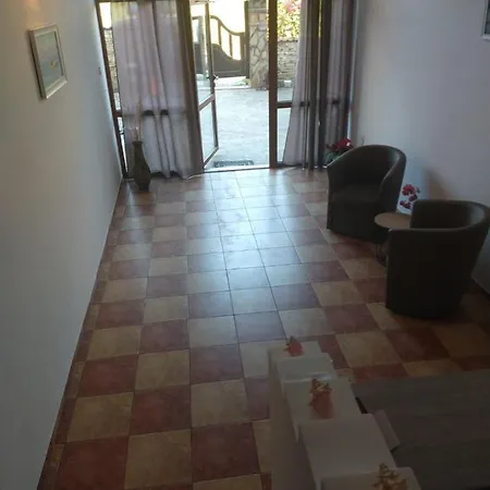 Pensionat валена град 3*