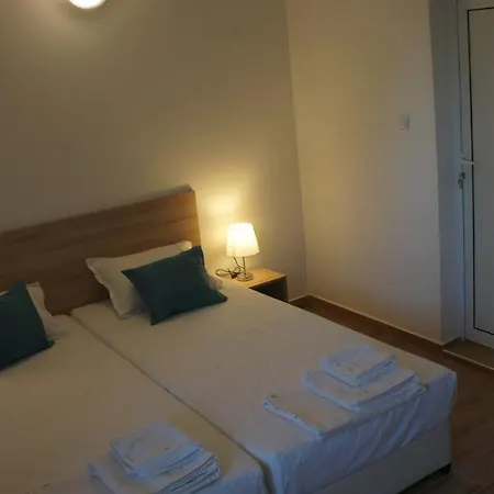 валена град 게스트하우스 3*