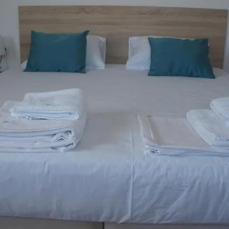 валена град 3*