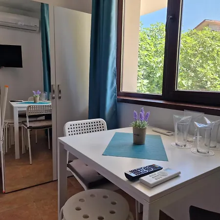 게스트하우스 валена град