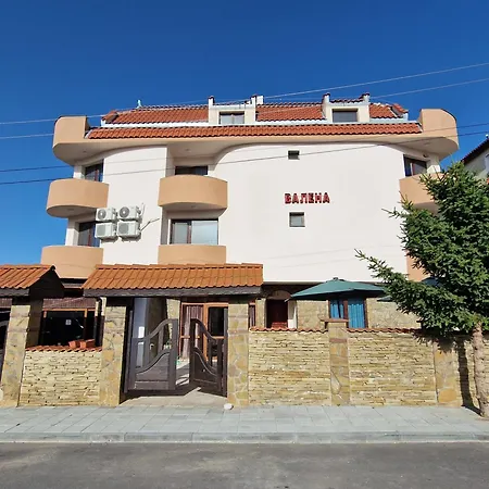 валена град 3* 체르노모레츠