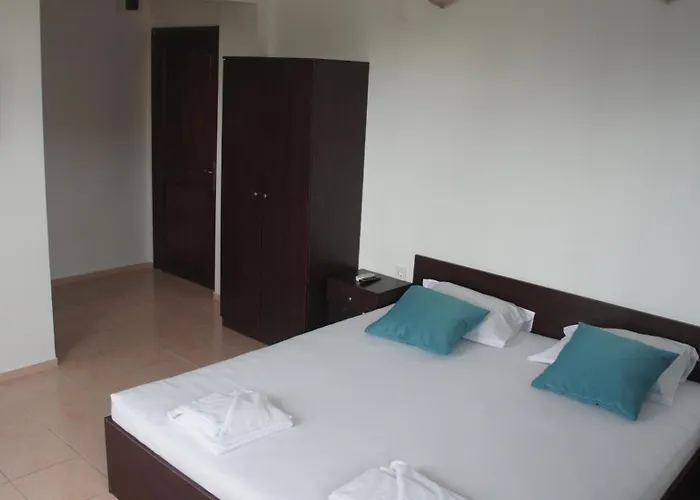 게스트하우스 валена град 3*