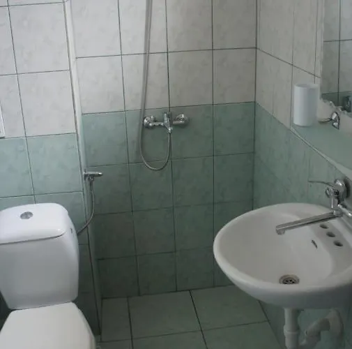 валена град 3*