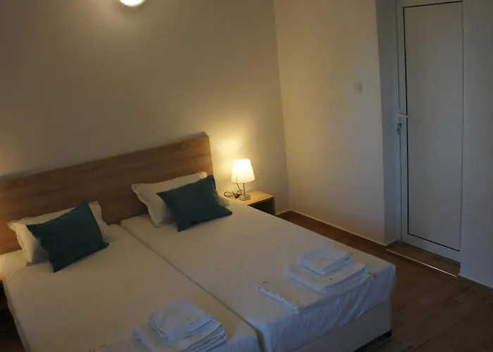 валена град 게스트하우스 3*