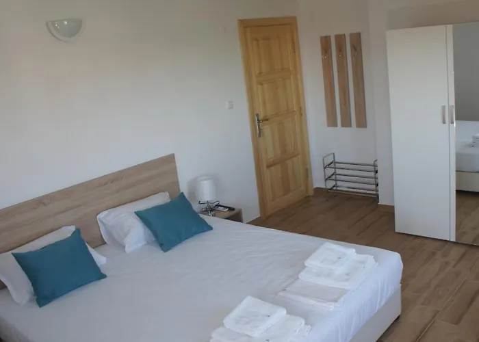 게스트하우스 валена град 3*