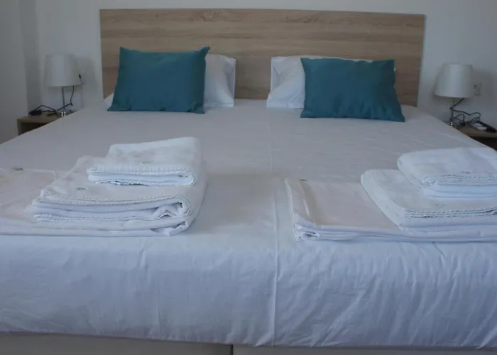 валена град 3*