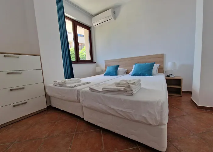 게스트하우스 валена град 체르노모레츠